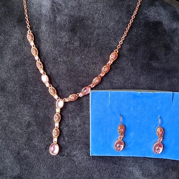 AVON Pink Necklace & Earring Set - Picture 6 of 12